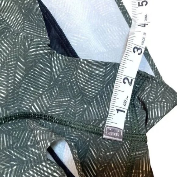 lululemon Run Split Second Shorts- Gator Green - Picture 9 of 9